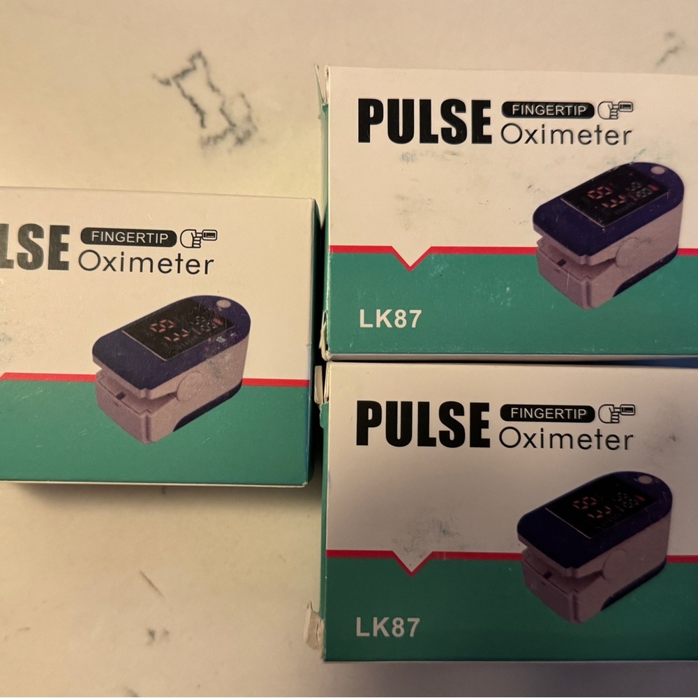Pulse Oximeter Finger Monitor, Finger SpO2 Blood Oxygen Saturation Monitor